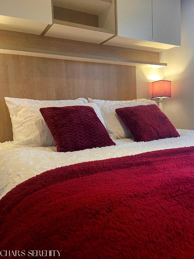 Lovely Holiday Home At Lyons Caravan Park! Prestatyn Bagian luar foto